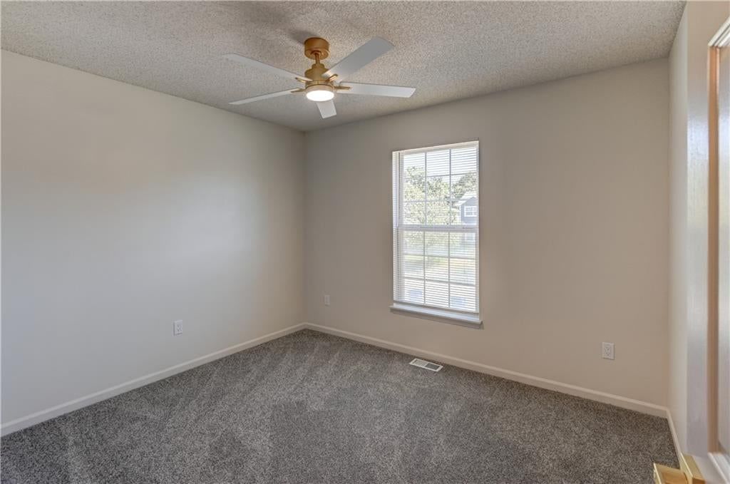 626 S Walnut Street — photo 22