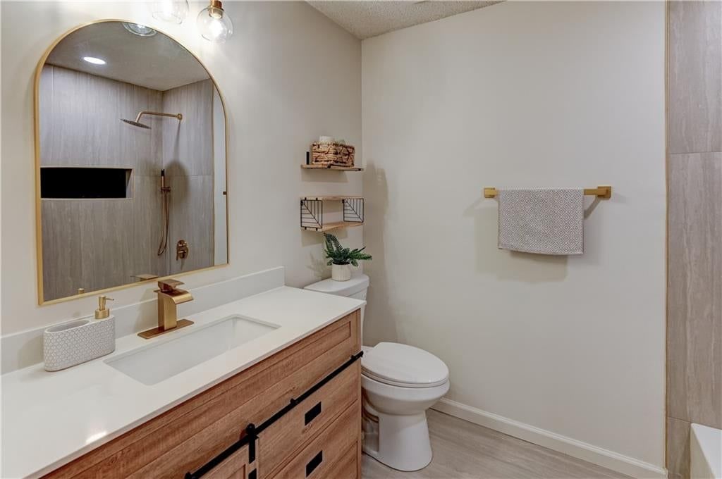 626 S Walnut Street — photo 23