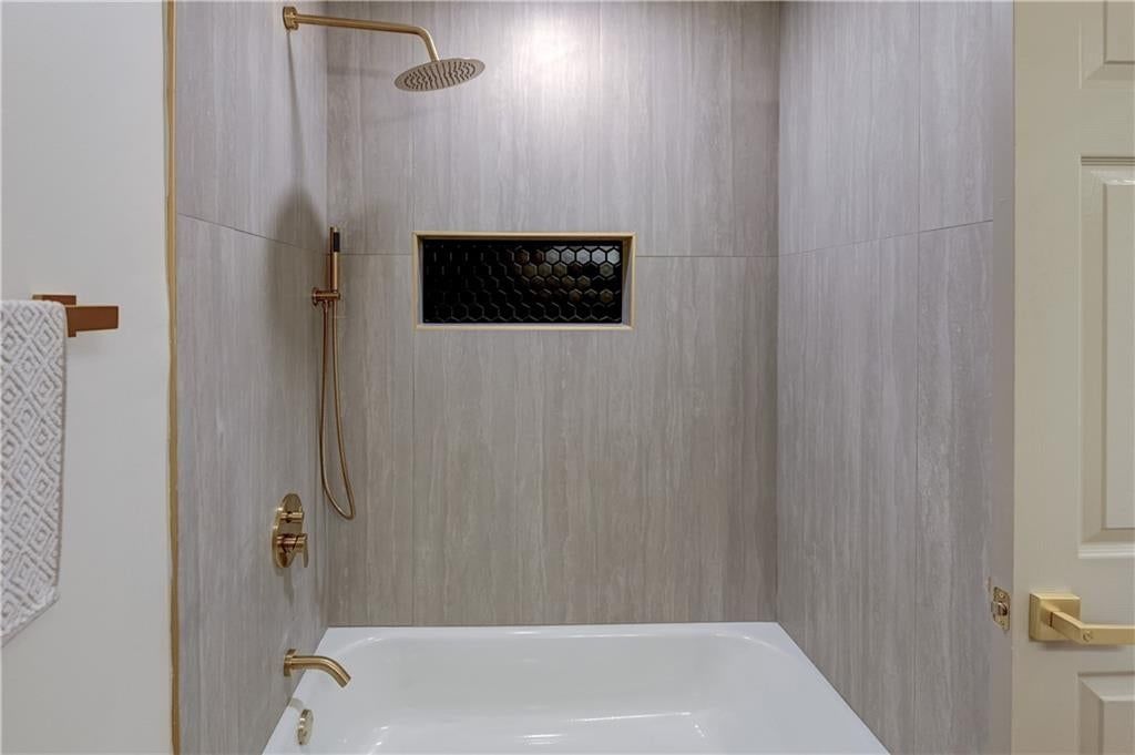 626 S Walnut Street — photo 24