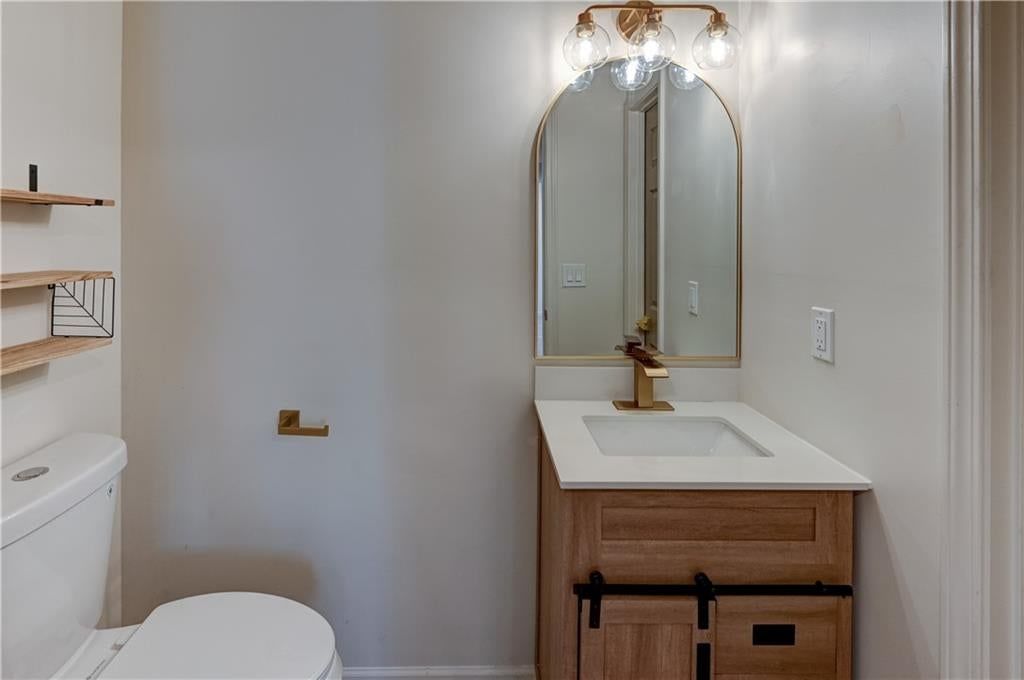 626 S Walnut Street — photo 29