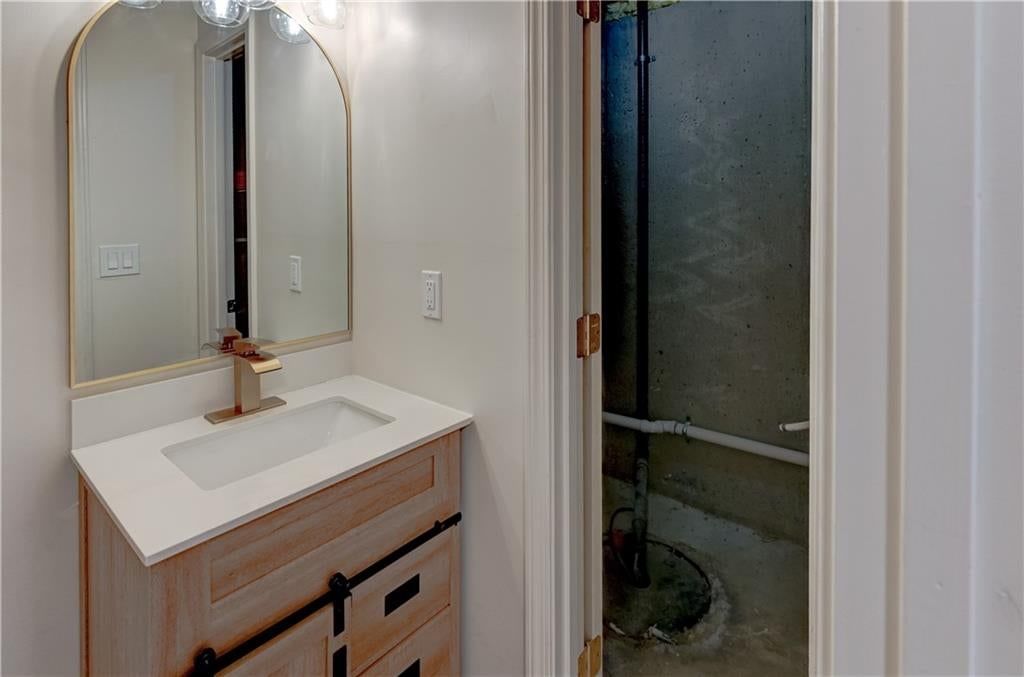 626 S Walnut Street — photo 30