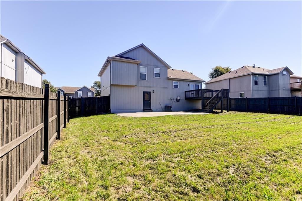 626 S Walnut Street — photo 41