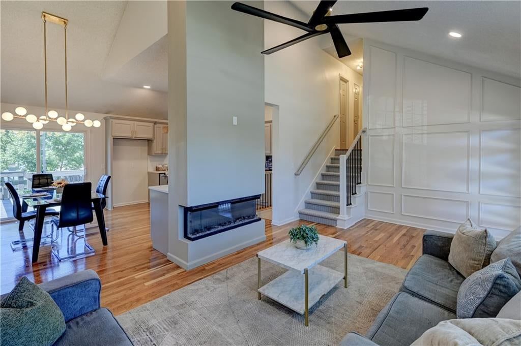 626 S Walnut Street — photo 52