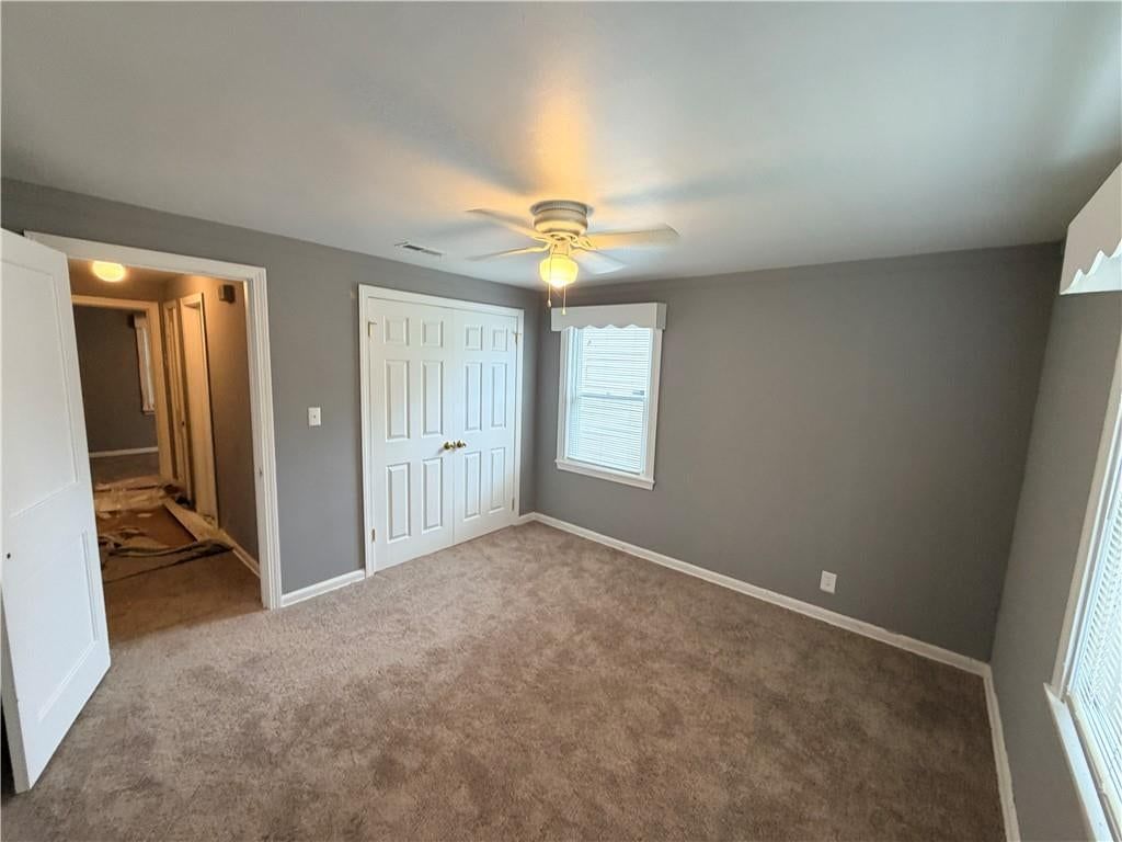 Photo 18 of 21 - 3004 E Meyer Boulevard, Kansas City, MO 66418