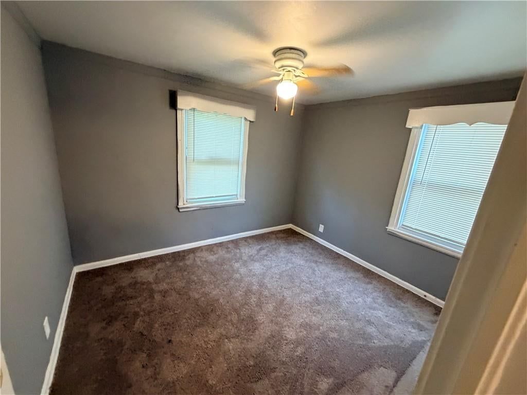 Photo 20 of 21 - 3004 E Meyer Boulevard, Kansas City, MO 66418