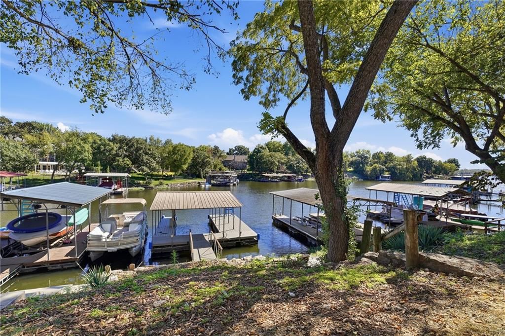 484 N Winnebago Drive, Lake Winnebago, MO: listing photo 3