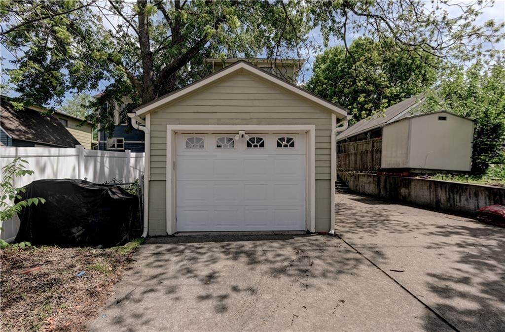 Photo 11 of 46 - 1032 5th Avenue