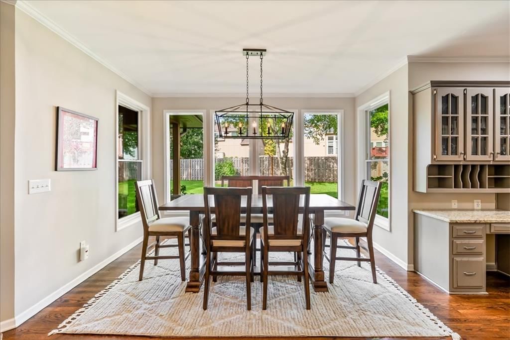9110 W 129th Street, Overland Park, KS: listing photo 3