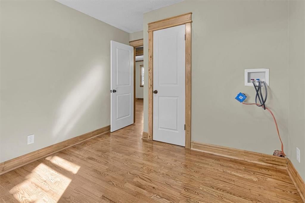 Photo 15 of 41 - 112 W 8th Street, Kearney, MO 64060