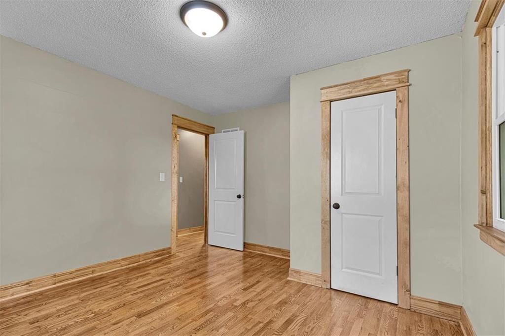 Photo 21 of 41 - 112 W 8th Street, Kearney, MO 64060