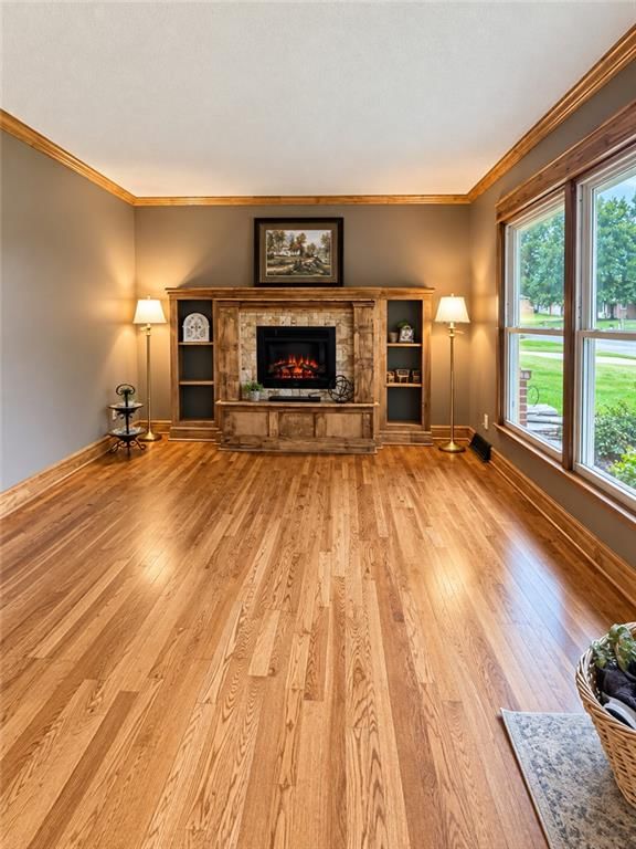 Photo 23 of 41 - 112 W 8th Street, Kearney, MO 64060