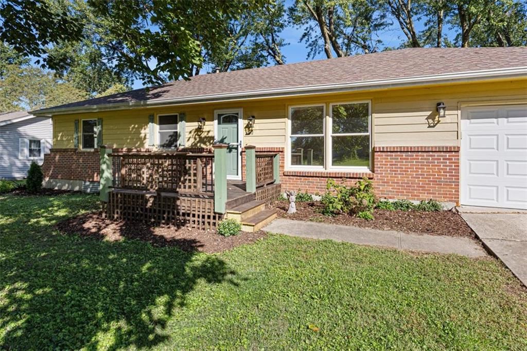 Photo 39 of 41 - 112 W 8th Street, Kearney, MO 64060