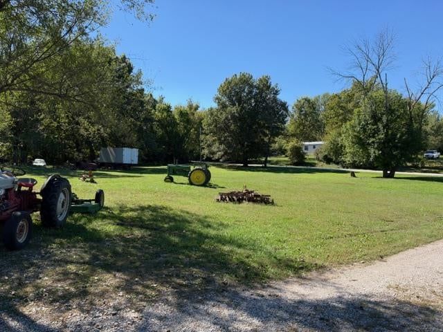 Photo 6 of 7 - 1001 N Jerry Avenue