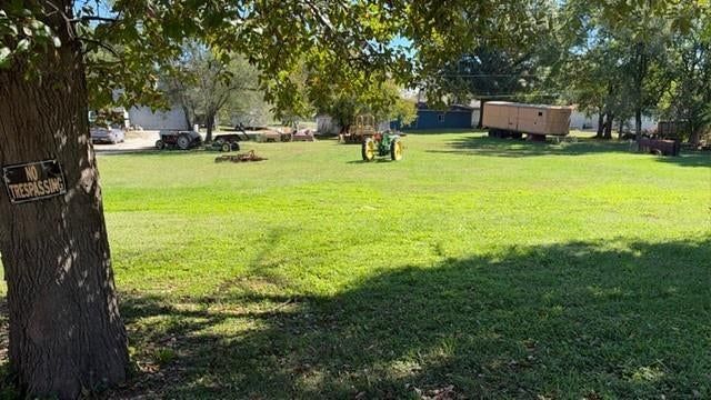 Photo 5 of 5 - 1003 N Jerry Avenue