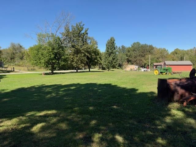 1003 N Jerry Avenue, Raymore, MO: listing photo 2