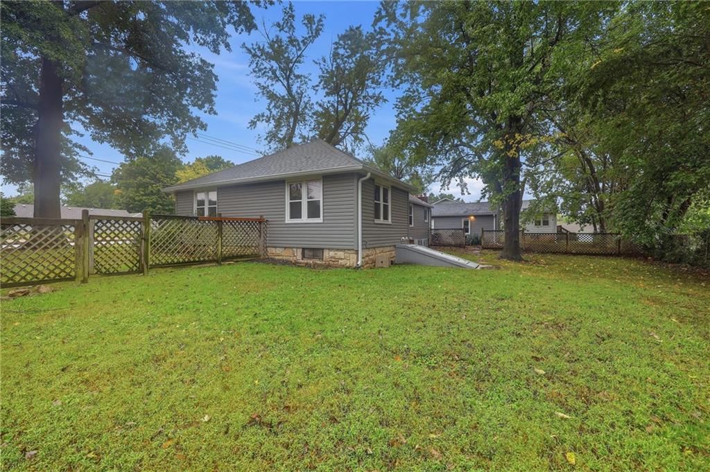 5807 Quivira Road — photo 27