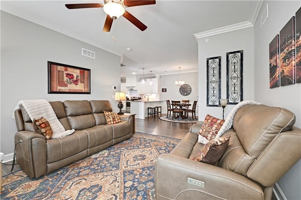 Photo 17 of 31 - 16001 Granada Street #230, Stilwell, KS 66085