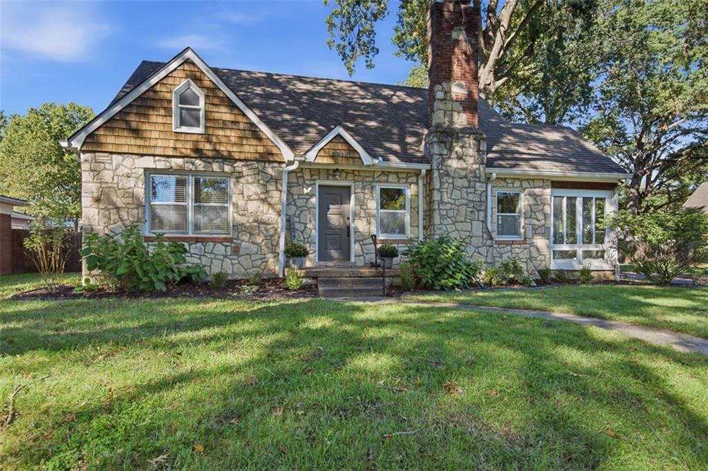 2914 Shrine Park Road, Leavenworth, KS