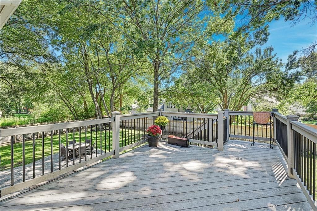 Photo 32 of 32 - 12432 Perry Street, Overland Park, KS 66213