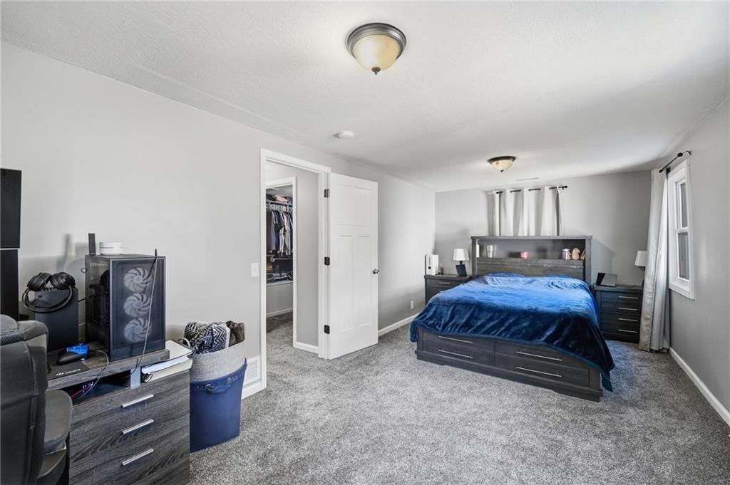Photo 23 of 32 - 5142 NE Baxter Avenue, Kansas City, MO 64119