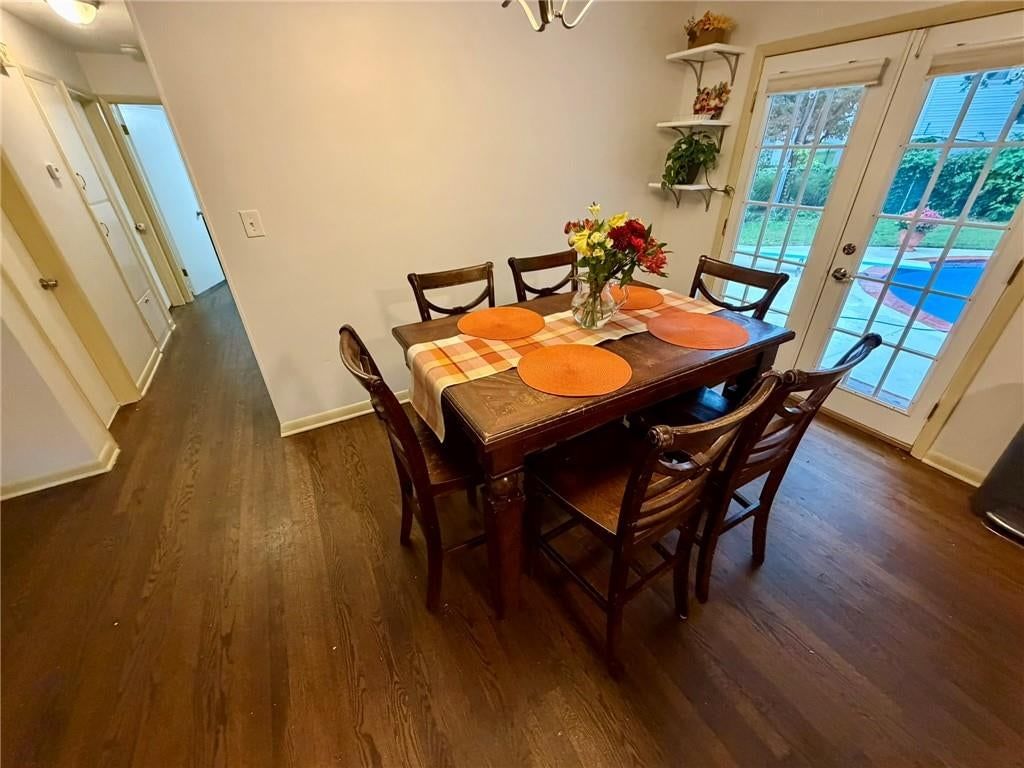 Photo 18 of 61 - 8842 Foster Lane, Overland Park, KS 66212