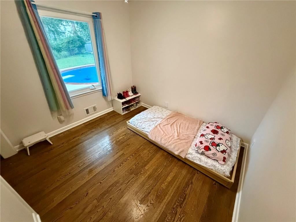 Photo 20 of 61 - 8842 Foster Lane, Overland Park, KS 66212