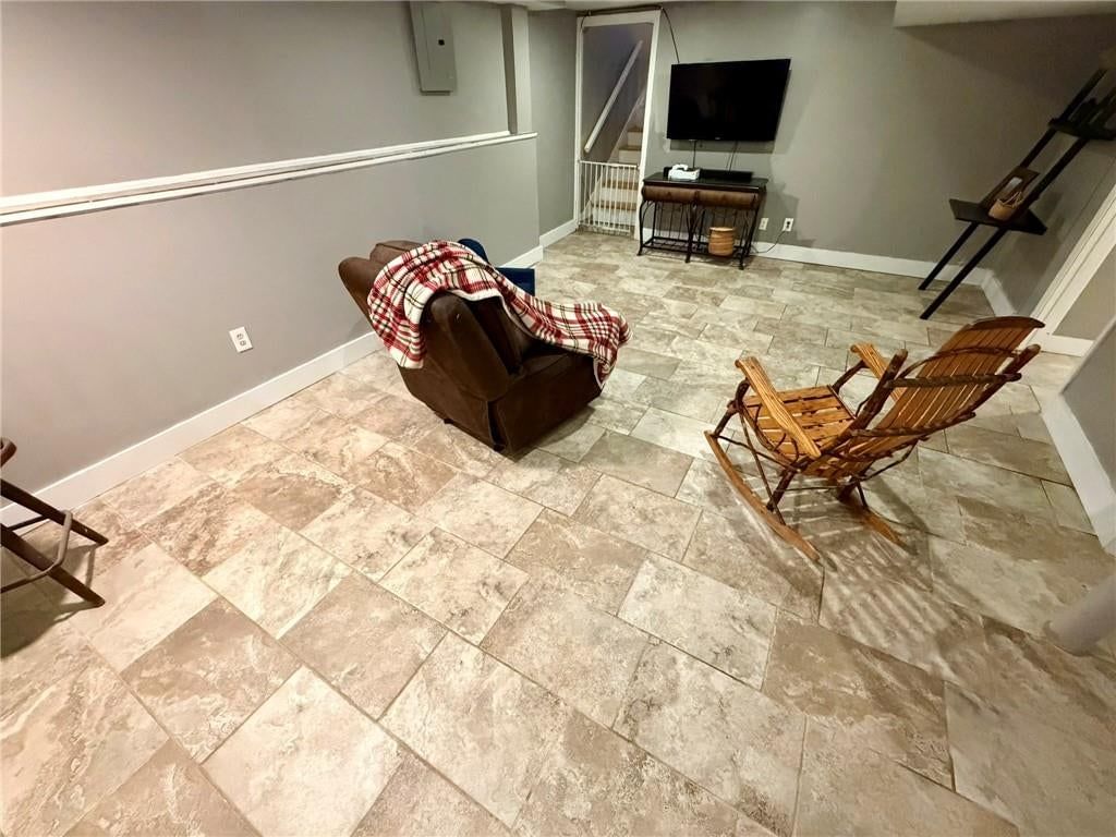 Photo 39 of 61 - 8842 Foster Lane, Overland Park, KS 66212