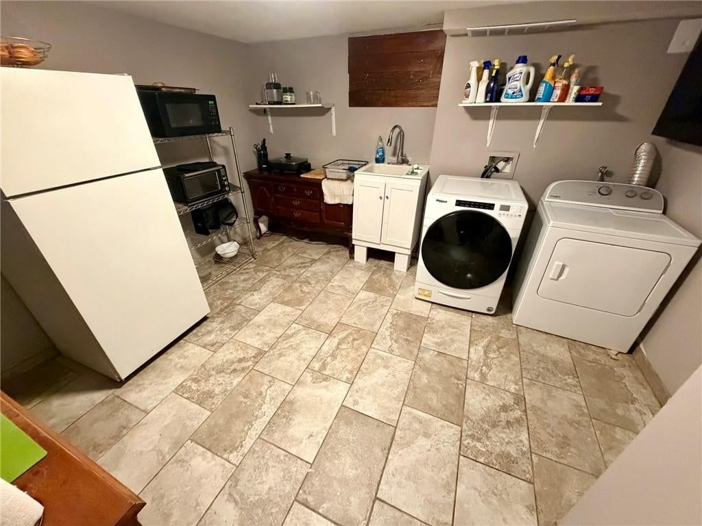 Photo 49 of 61 - 8842 Foster Lane, Overland Park, KS 66212