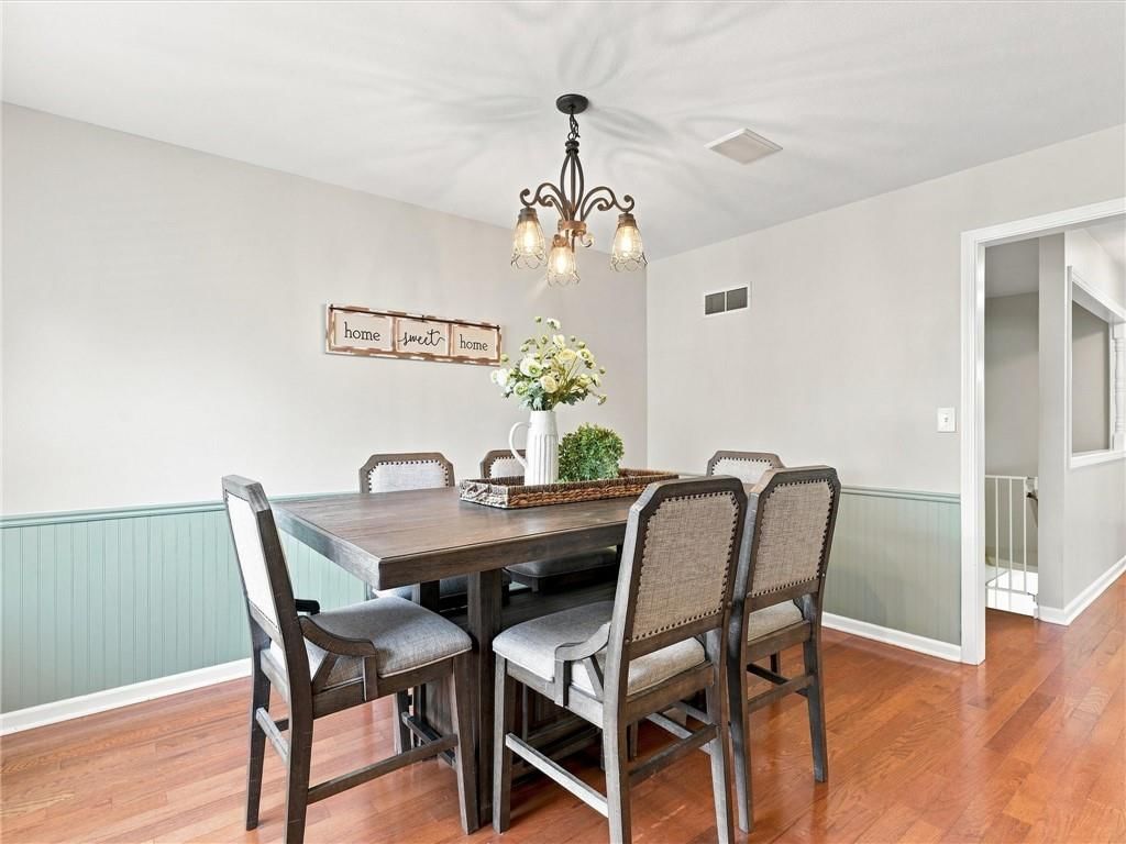 1311 Heather Circle — photo 12
