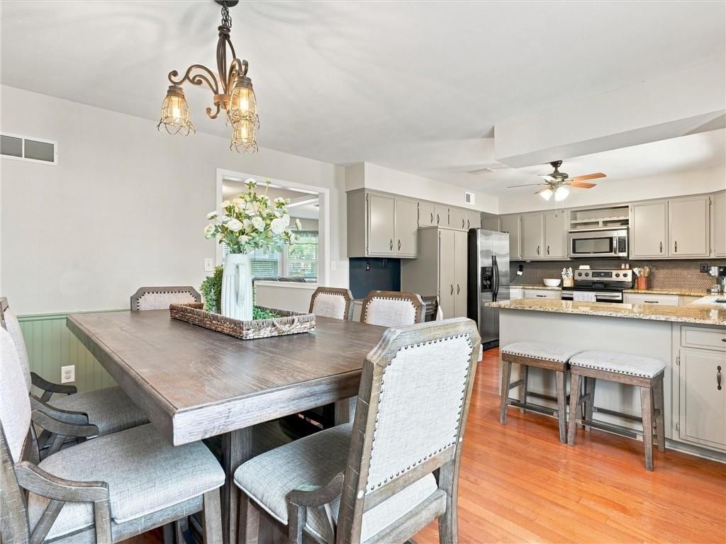 1311 Heather Circle — photo 13