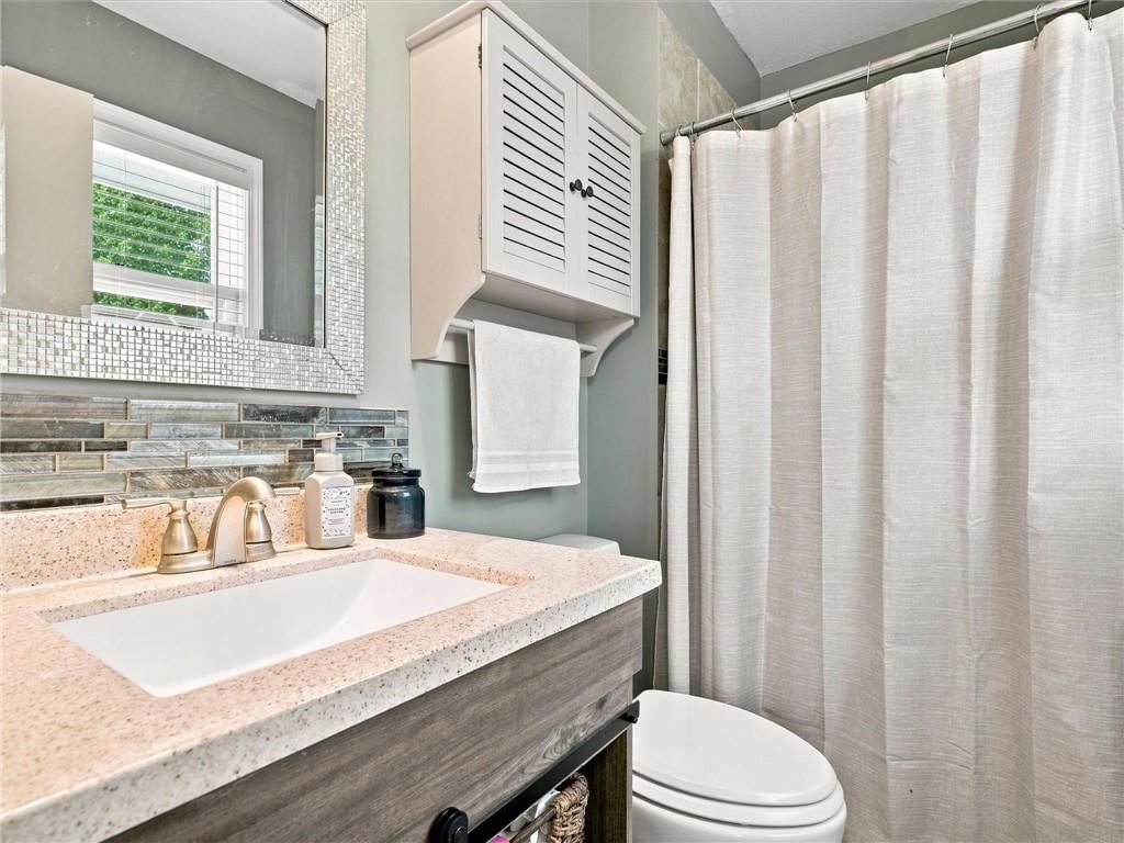 1311 Heather Circle — photo 18