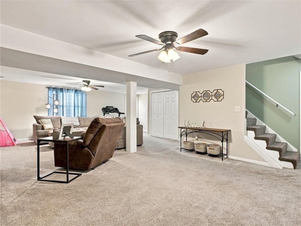 1311 Heather Circle — photo 23