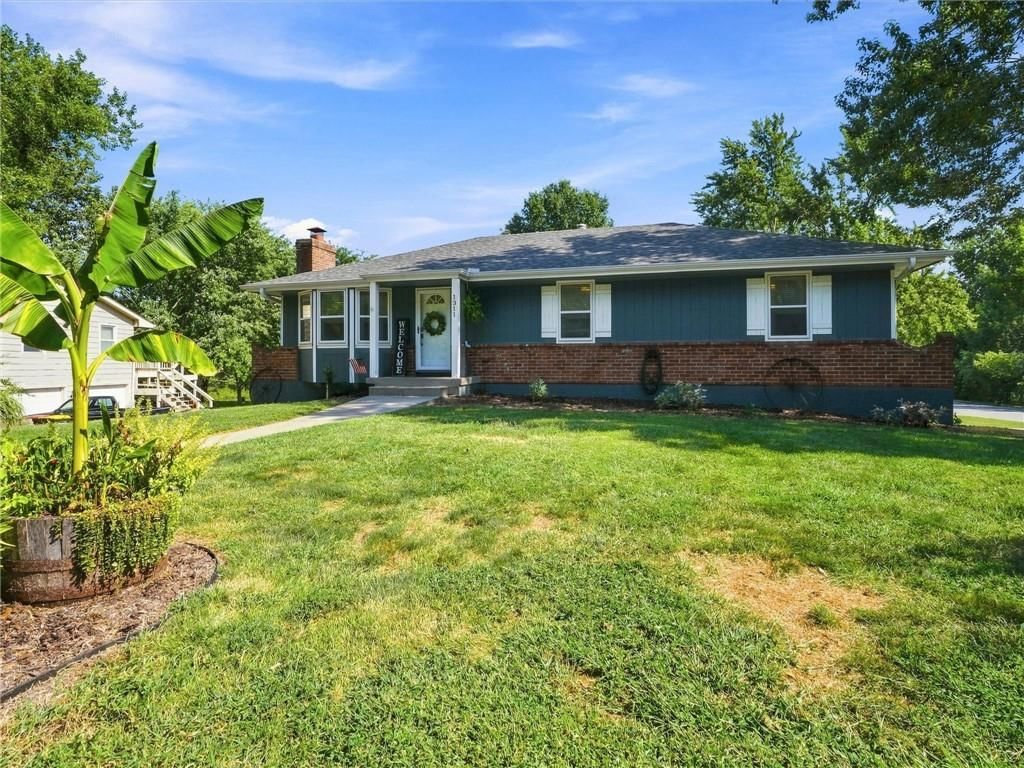 1311 Heather Circle — photo 31