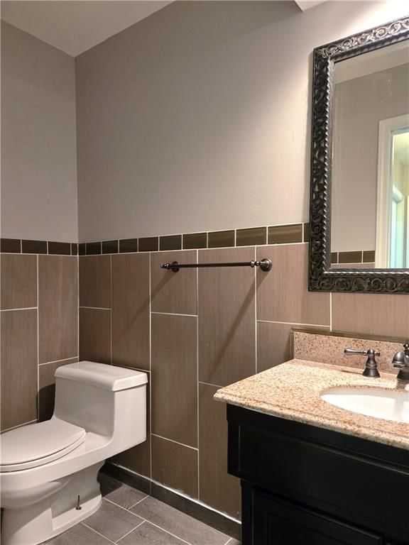 Photo 9 of 30 - 10639 W 115th Street, Overland Park, KS 66210