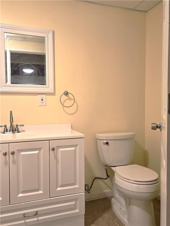 Photo 23 of 30 - 10639 W 115th Street, Overland Park, KS 66210