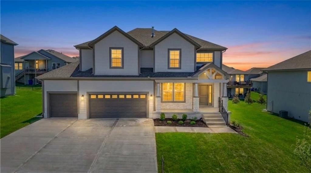 2739 W Park Street, Olathe, KS: listing photo 2