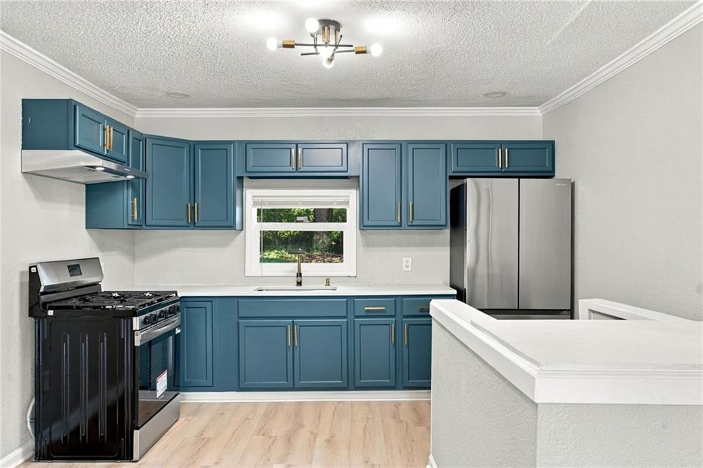 Open floor plan at 15023 E Truman Road, Independence, MO 64050