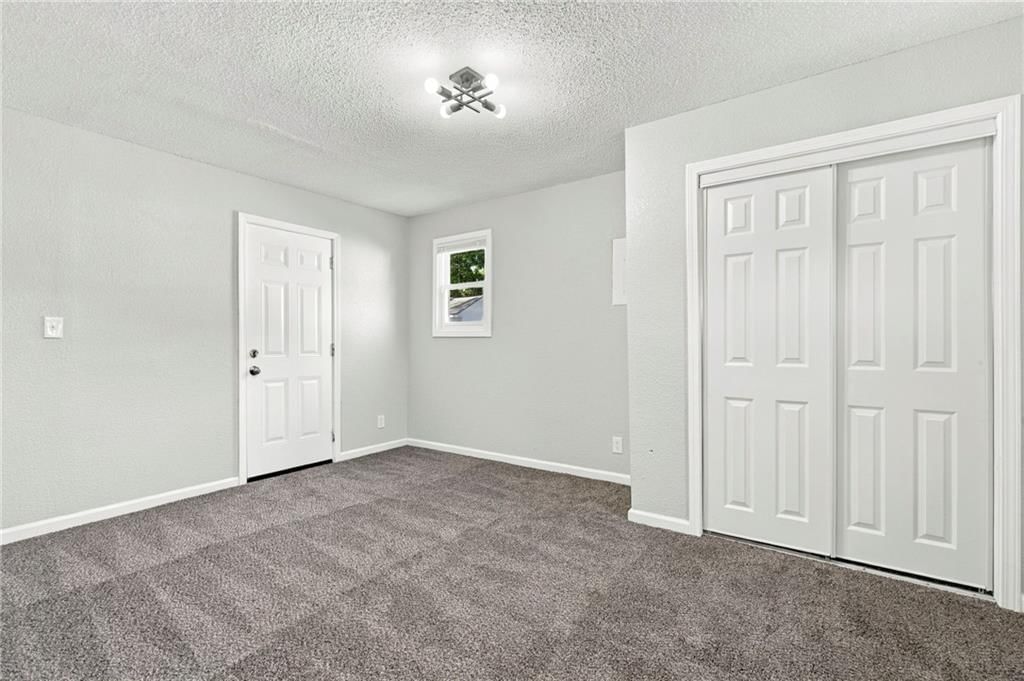 Photo 15 of 36 - 15023 E Truman Road, Independence, MO 64050