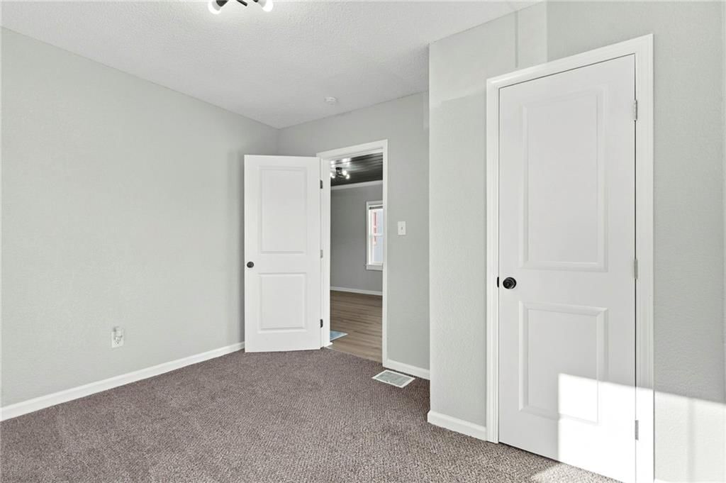 Photo 23 of 36 - 15023 E Truman Road, Independence, MO 64050