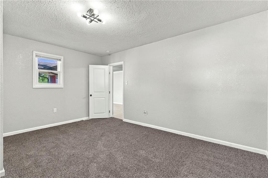 Photo 25 of 36 - 15023 E Truman Road, Independence, MO 64050
