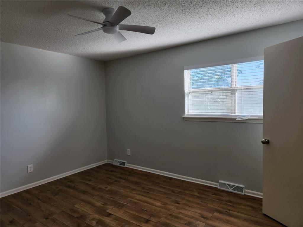 6221 E 127TH Street — photo 18