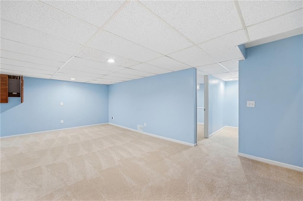 Photo 20 of 32 - 6600 Cottonwood Drive, Shawnee, KS 66216