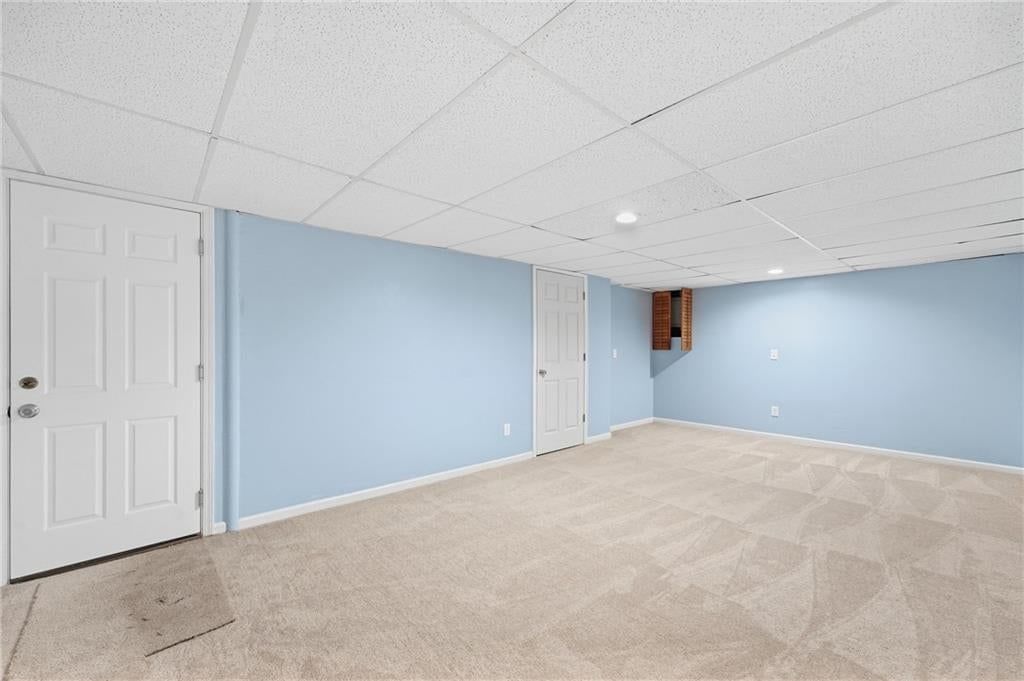 Photo 21 of 32 - 6600 Cottonwood Drive, Shawnee, KS 66216