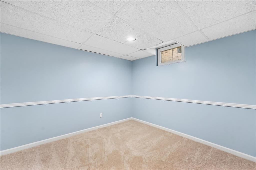 Photo 24 of 32 - 6600 Cottonwood Drive, Shawnee, KS 66216