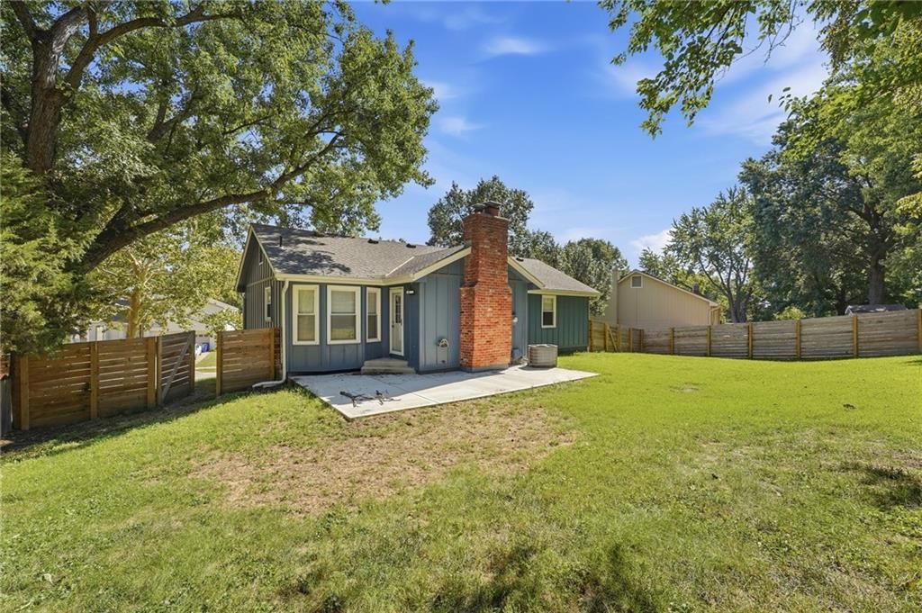 Big backyard and fenced yard at 6600 Cottonwood Drive, Shawnee, KS 66216