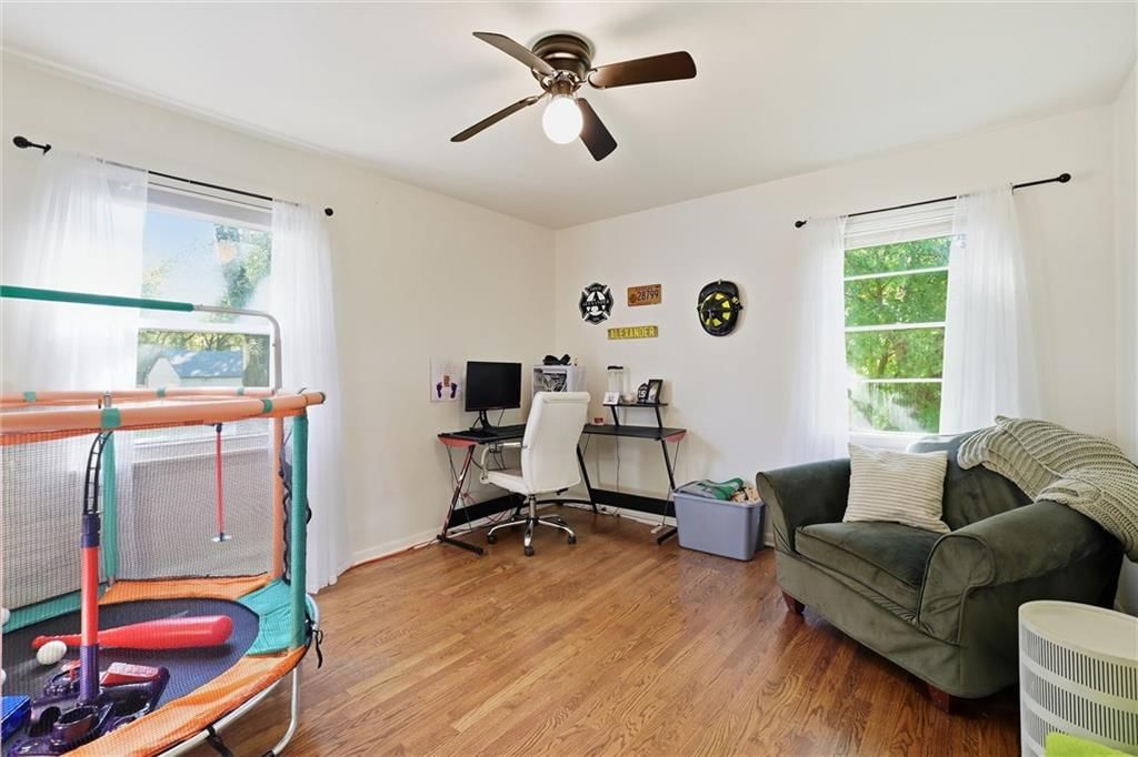 Photo 24 of 39 - 3400 E 107th Terrace, Kansas City, MO 64137