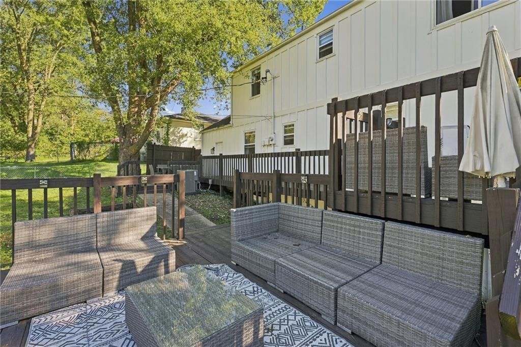 Photo 32 of 39 - 3400 E 107th Terrace, Kansas City, MO 64137