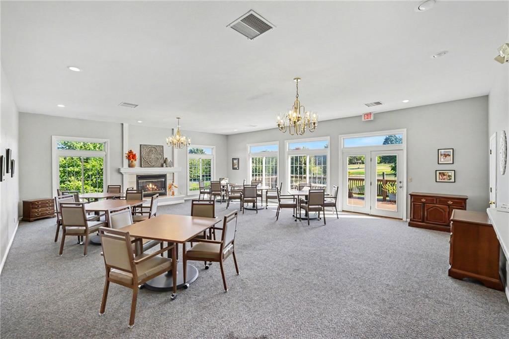 Photo 15 of 40 - 12201 Caenen Drive, Overland Park, KS 66213