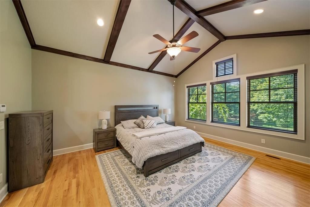 Photo 22 of 53 - 14204 Bluejacket Street, Overland Park, KS 66221