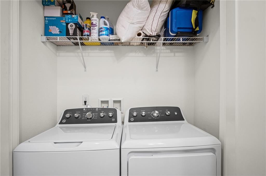Photo 12 of 23 - 4521 Wornall Road #201, Kansas City, MO 64111